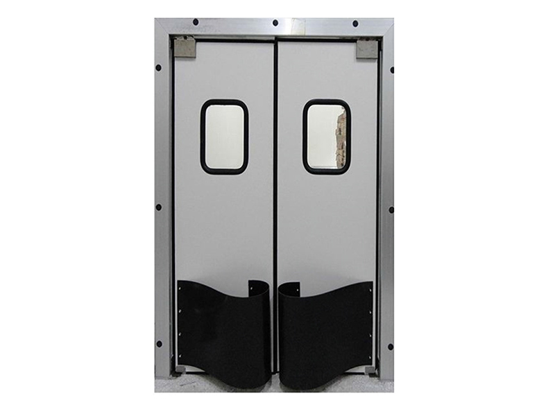 無彈簧自由門""